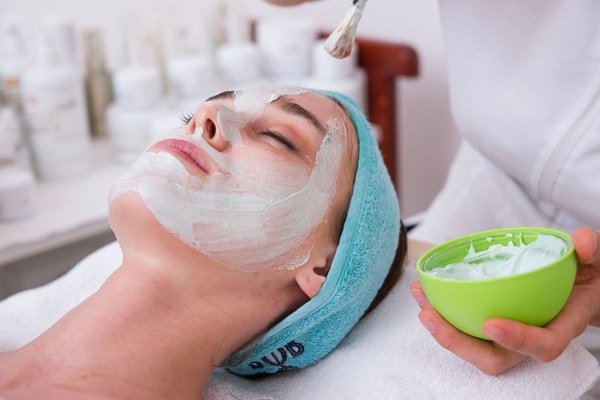 woman with natural face mask