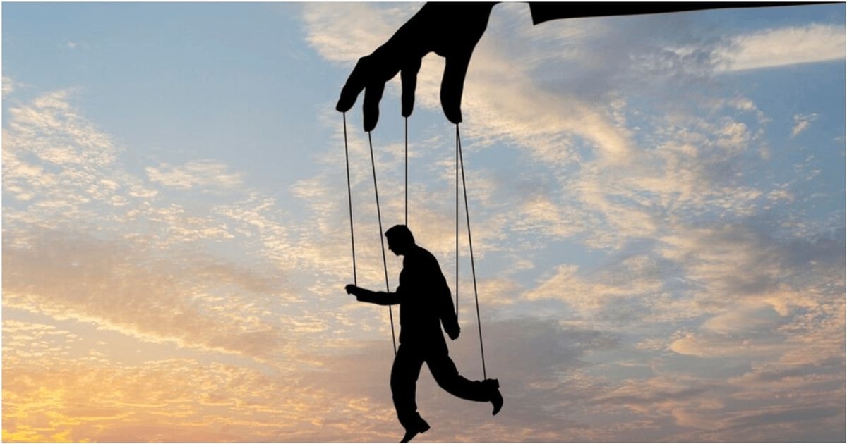 5 Zodiako ženklai, kurie negailestingai manipuliuoja partneriu