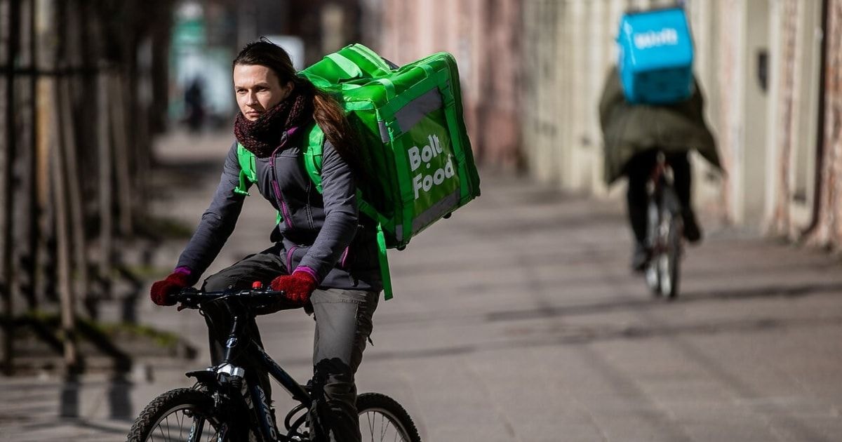 Seimas patvirtino: Aptarnaujant klientus, bus privaloma kalbėti lietuviškai