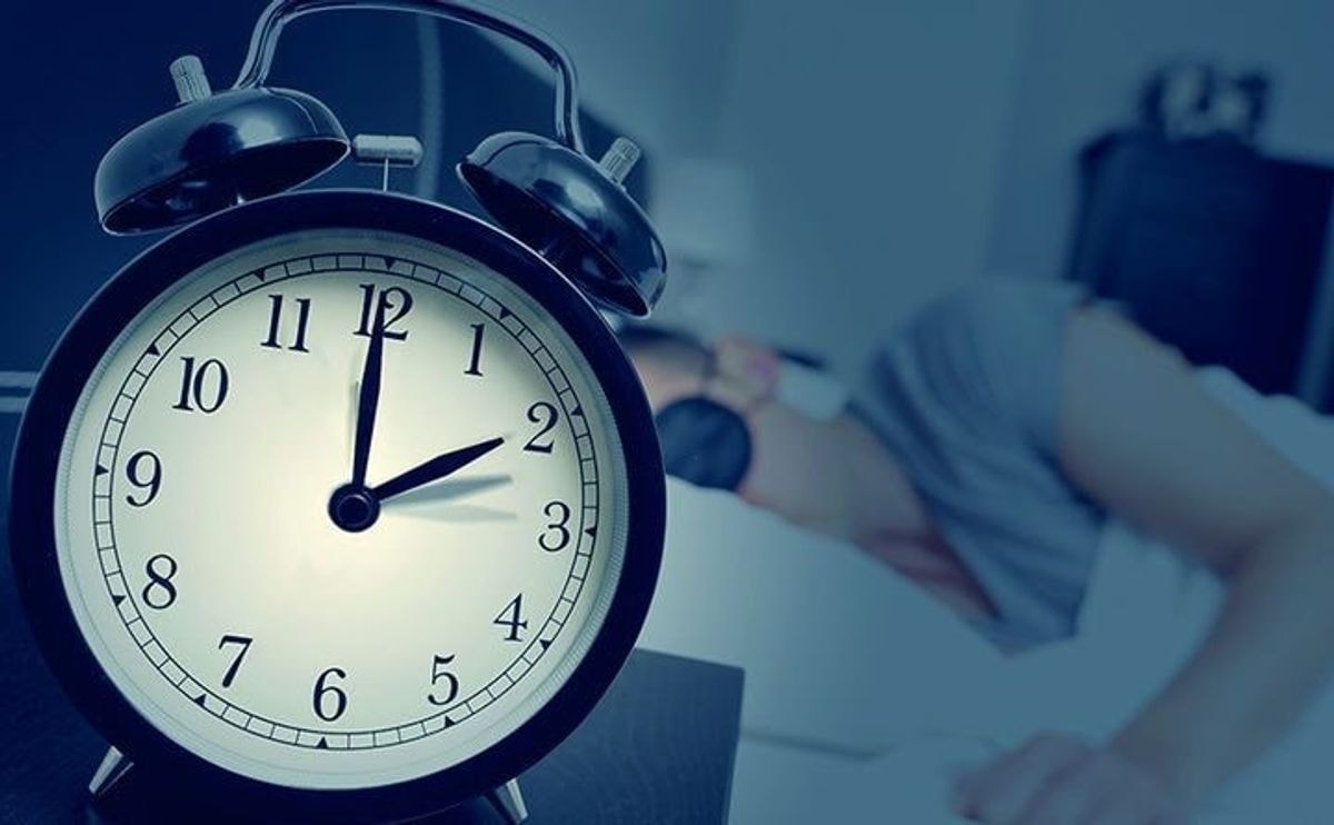 Kokiu metu verta eiti miegoti, norint pabusti žvaliu? Ši lentelė – tikras atradimas