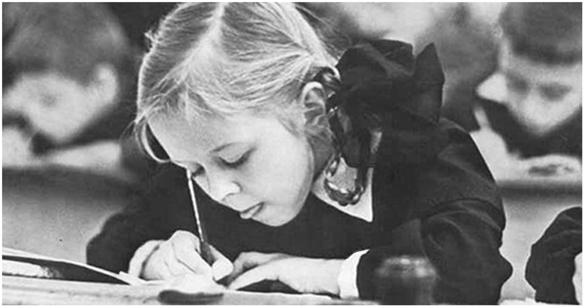 Aš ėjau į pirmą klasę 1965 metais ir dabar papasakosiu jums savo prisiminimus apie šį laikmetį