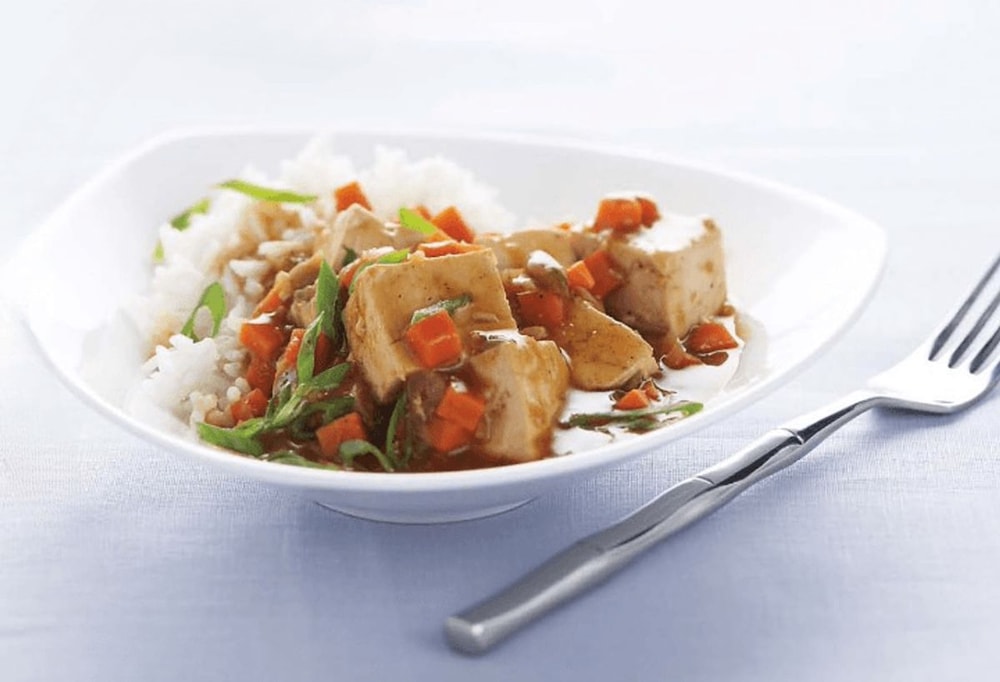 Raudonai virtas tofu