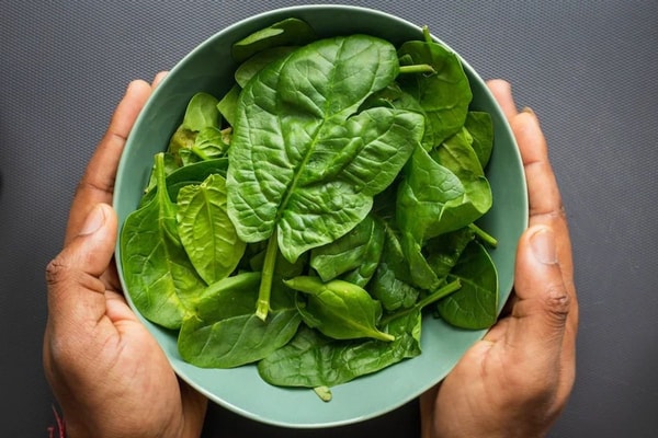 bowl of spinach