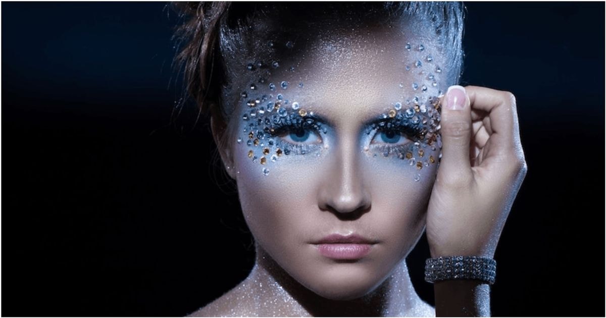 Įspėja 1 Zodiako ženklą