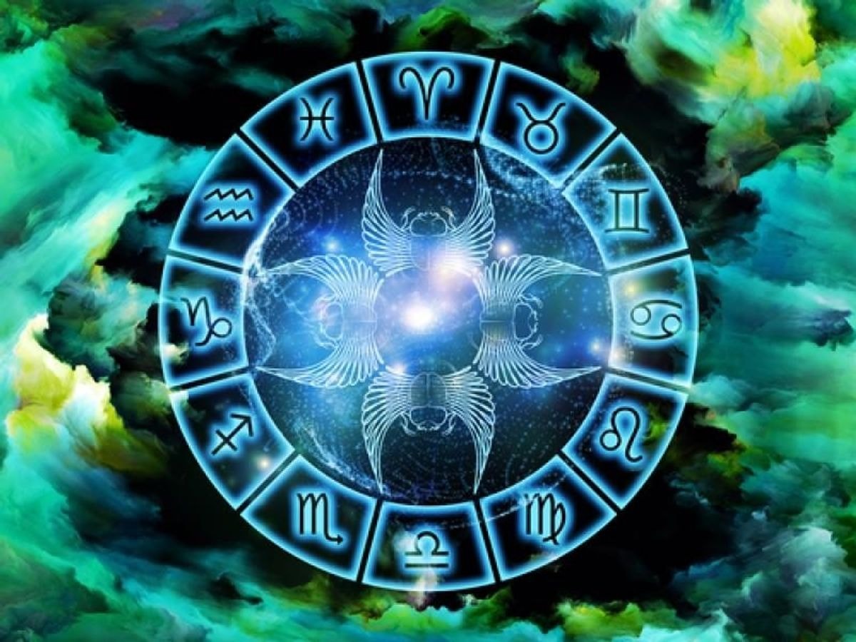 Astrologai davė naudingų patarimų 2022-ųjų gegužę kiekvienam Zodiako ženklui