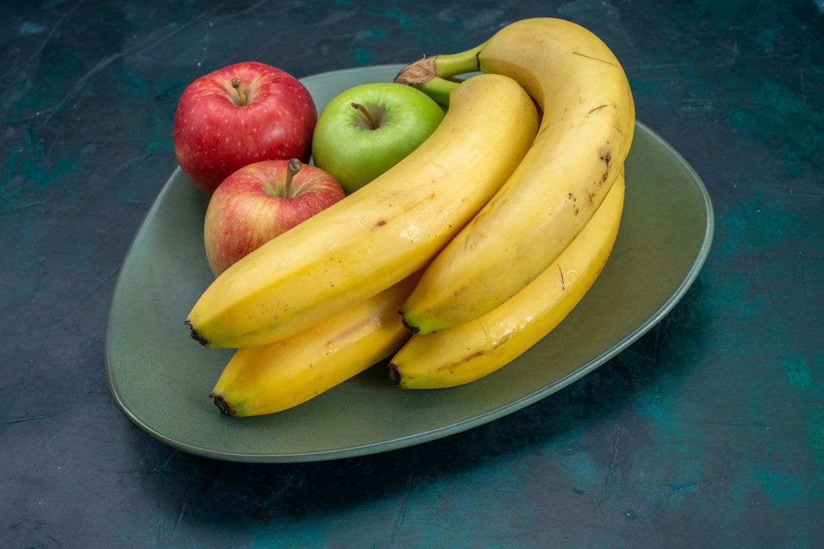 Apples And Bananas