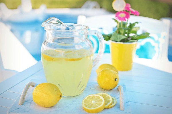 vanduo su citrina