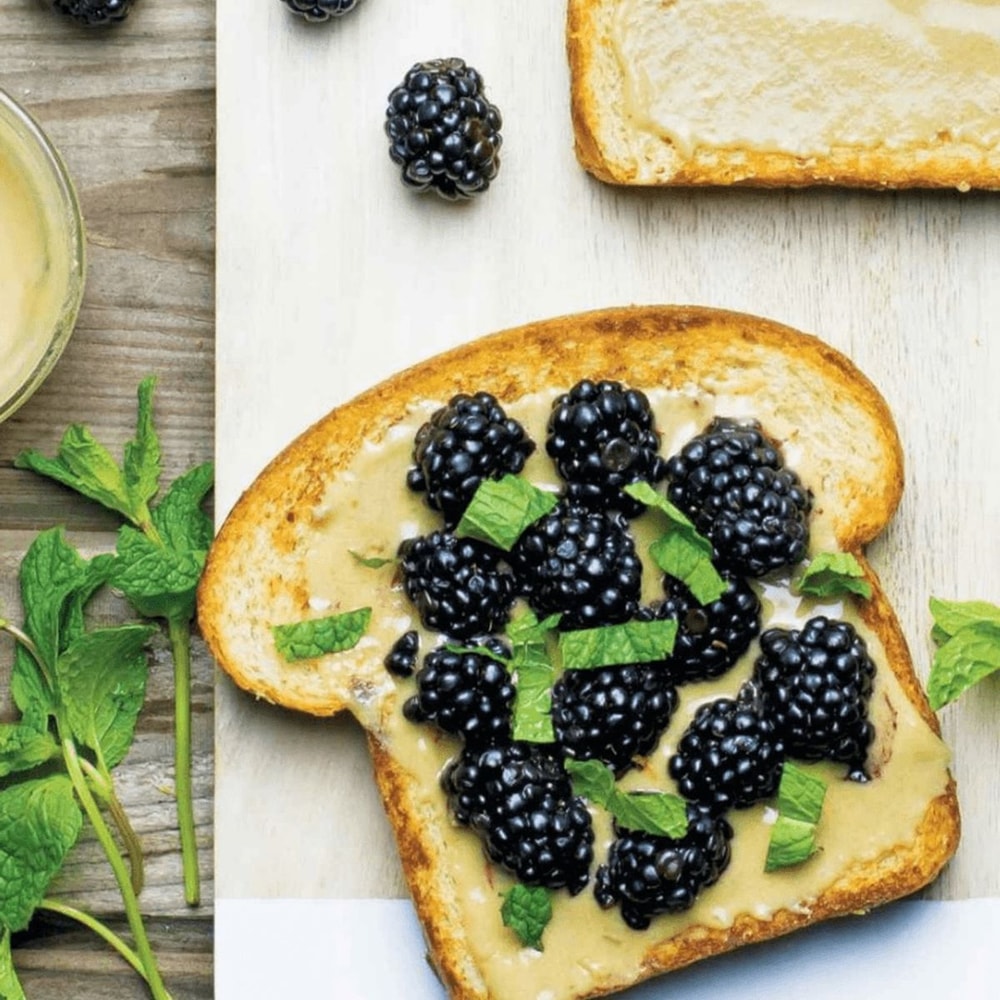 Tahini su medumi ir gervuogėmis