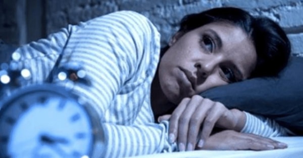 Tie, kurie prabunda nuo 11 iki 1 val. ryto, yra emociškai nusivylę
