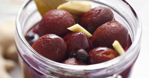 Mikroelementai 100 g džiovintų slyvų