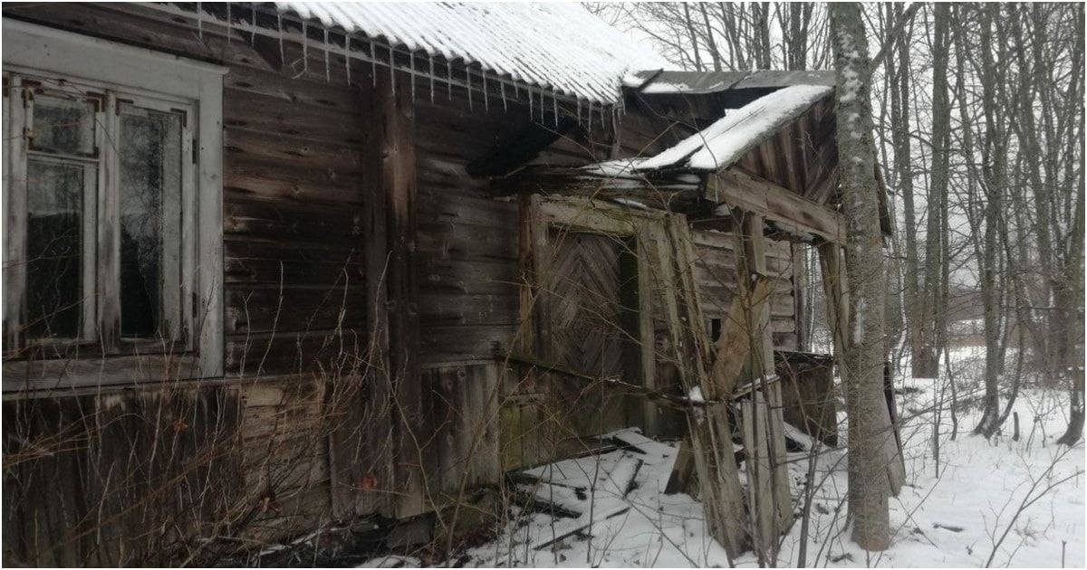nusipirko seną sodybą