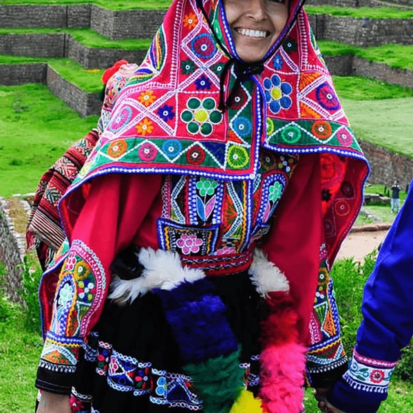 Tradicinė Peru nuotaka Šventajame slėnyje netoli Kusko, Peru
