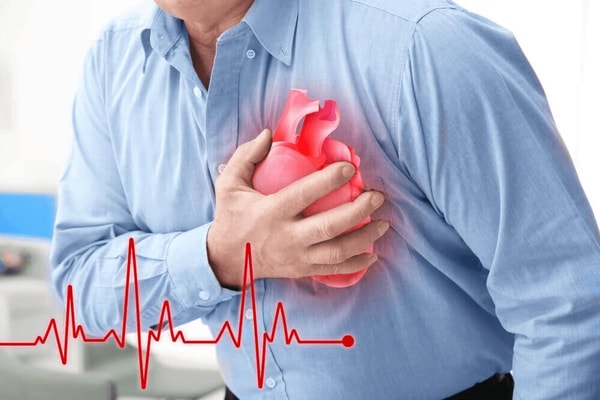 Kovoja su širdies ligomis
